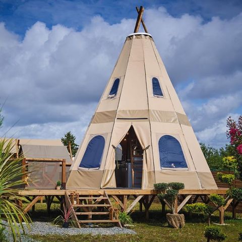 Hébergement 4 personnes - TIPI 4 PERS- 2 chambres