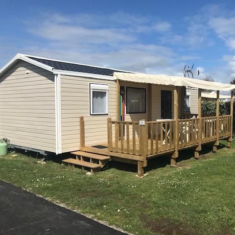 MOBILHOME 4 personnes - Mobil home Confort Nirvana 32m² - 2 chambres - 2 salles de bains + terrasse semi-couverte 15m²