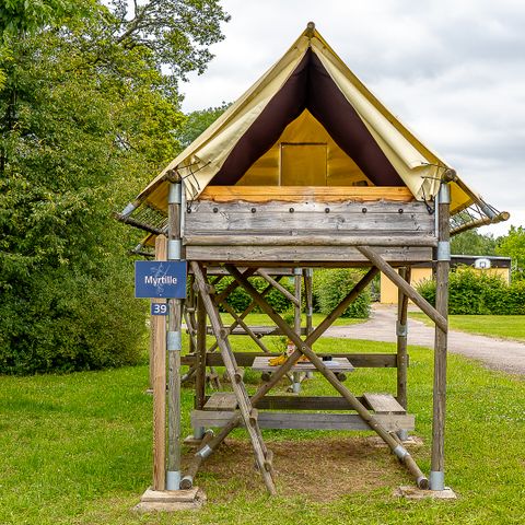 TENTE TOILE ET BOIS 2 personnes - Bivouac sur pilotis 1 chambre