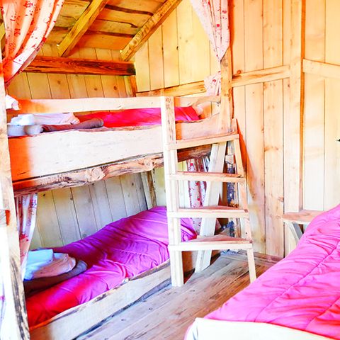 HÉBERGEMENT INSOLITE 4 personnes - Cabane Gretel 4 pers
