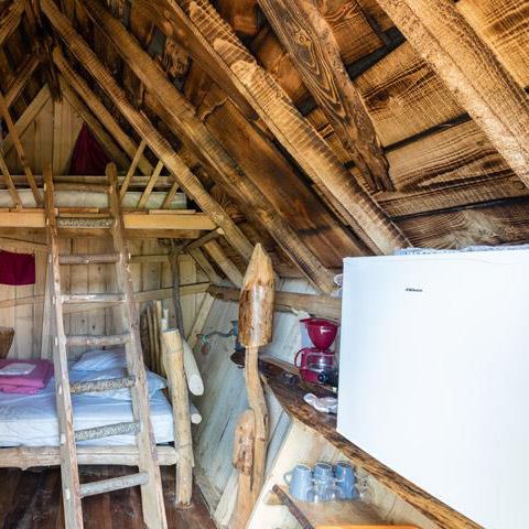 HÉBERGEMENT INSOLITE 3 personnes - Cabane Sorcière 3 pers
