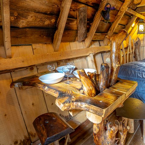 HÉBERGEMENT INSOLITE 3 personnes - Cabane Sorcière 3 pers