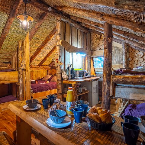 HÉBERGEMENT INSOLITE 6 personnes - Cabane Bûcheron 6 pers