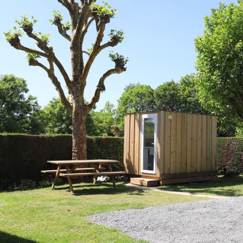 Emplacement - Forfait Premium avec sanitaires privés + cuisine (1 tente, caravane ou camping-car /électricité 16A)