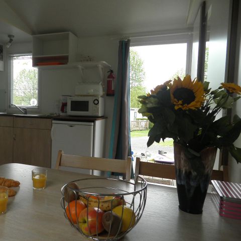 MOBILHOME 4 personnes - Standard 25m² - 2 chambres + terrasse non-couverte