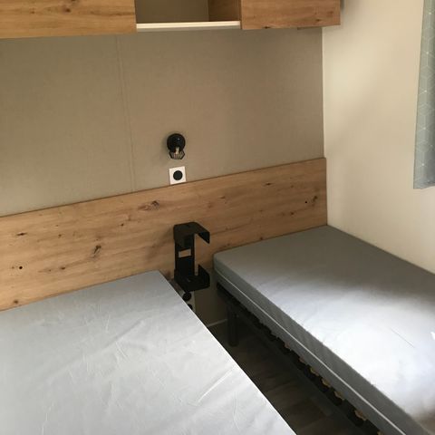 MOBILHOME 4 personnes - Confort 24.7 m² - 2 chambres + terrasse