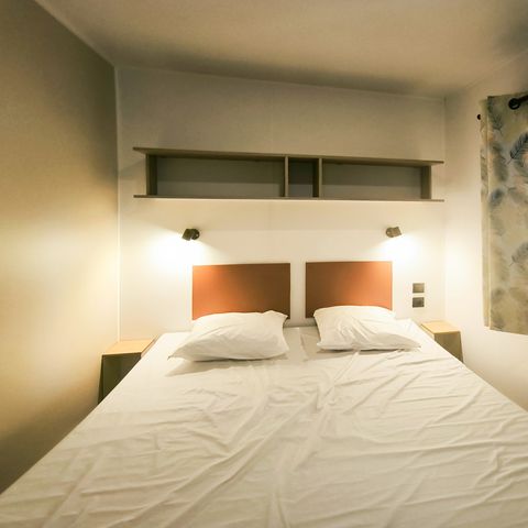 MOBILHOME 2 personnes - Mobil-Home Confort 22m² - 1 chambre + terrasse semi-couverte 12m² + TV + Clim -