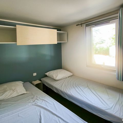 MOBILHOME 4 personnes - Standard 32m² - 2 chambres + terrasse couverte 12m²