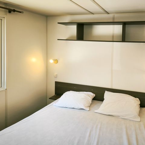 MOBILHOME 4 personnes - Confort 32m² - 2 chambres + terrasse + TV + Clim -