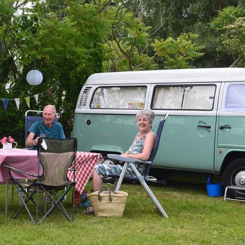 Emplacement - Forfait emplacement : voiture + tente / caravane ou camping-car