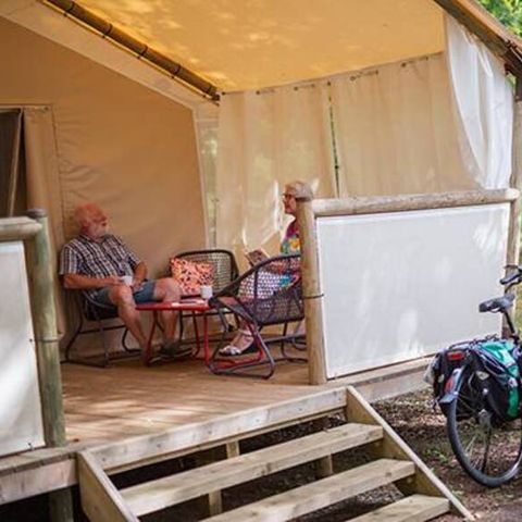 Tente en toile et en bois 4 personnes - Lodge Maassai - 2 chambres 4
