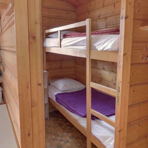 CHALET 4 personnes - ISABELLE (sans sanitaires)