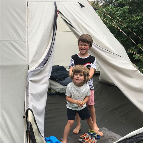 TENTE 2 personnes - 01-Tipi Davy Crockett 18m2 (1ch - 1/8pers.) + kit prêt à camper - prix pour 2 personnes