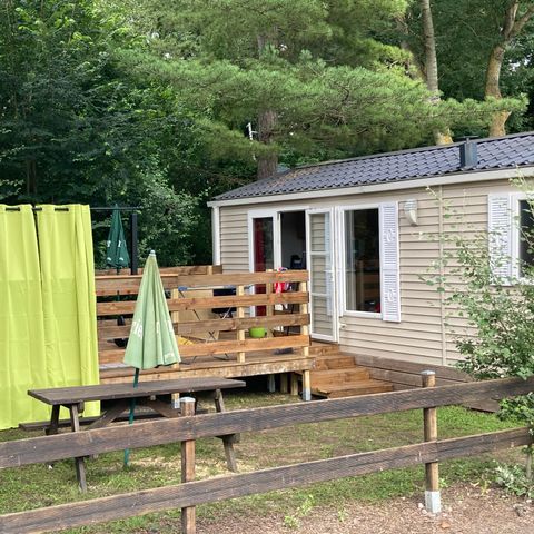 BUNGALOW 2 personnes - 12-Bungalow du Parc 32m2 (2ch - 2/6pers.) + Jaccuzzi + Lits faits + serviette + boissons + TV + Clim - prix pour 2 personnes