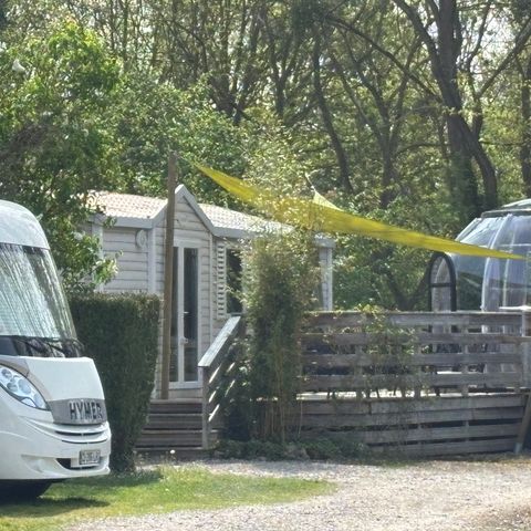 BUNGALOW 2 personnes - 14-Bungalow du Gorguet 40m2 (2ch -2/6pers.) + Jaccuzzi + Lits faits + serviette + kit boisson + TV - prix pour 2 personnes
