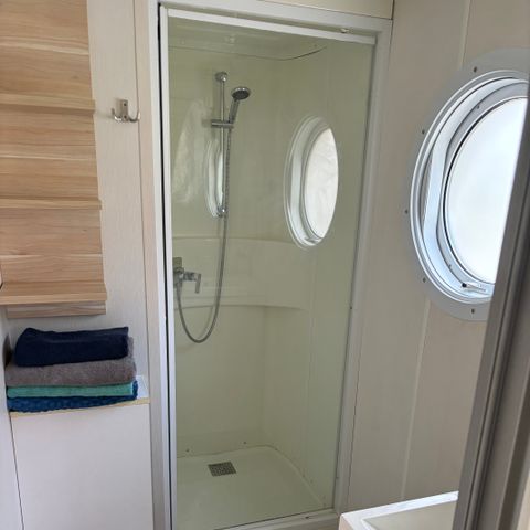 BUNGALOW 2 personnes - 15-Bungalow Grand Marais 32m2 (2ch - 2/6pers.) + Jaccuzzi + Lits faits + serviette + kit boisson - prix pour 2 personnes