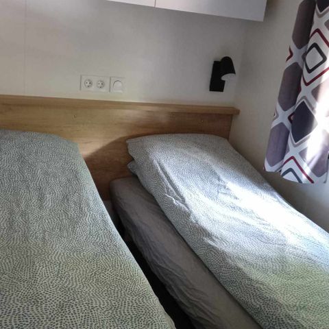 TENTE TOILE ET BOIS 2 personnes - 21-Lodge de Luxe + jacuzzi plein air+ lits faits + serviettes + kit boissons chaudes - prix pour 2 personnes