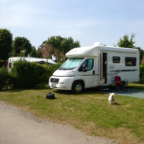 Emplacement - Emplacement pour Camping-Car/Caravane