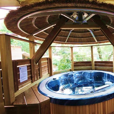 MOBILHOME 4 personnes - Mobil-home Provence Sérénité 25 m² - Jacuzzi privatif - 3 pièces - 2 chambres - Climatisation