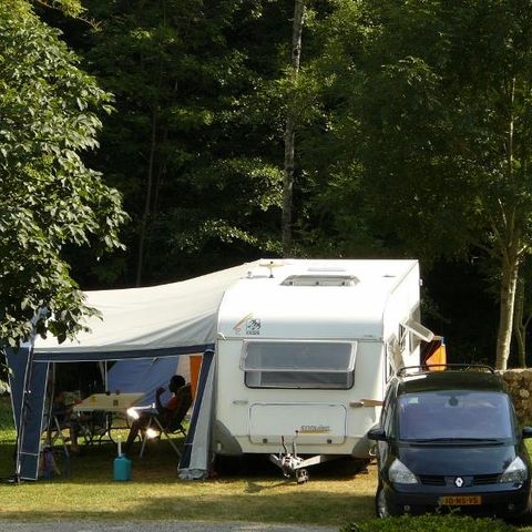 Emplacement - 90m² - voiture