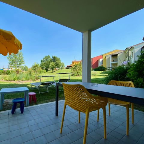 APPARTEMENT 6 personnes - FAMILLE (rez-de-chaussée avec petite terrasse)