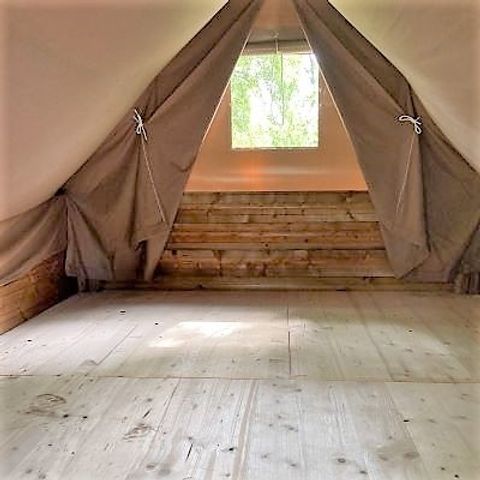 HÉBERGEMENT INSOLITE 2 personnes - Bivouac SANS literie. 