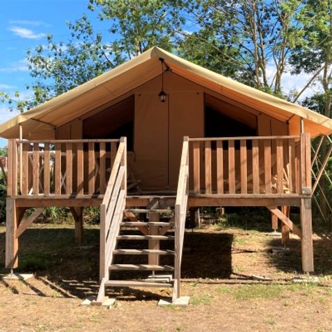 TENTE TOILE ET BOIS 5 personnes - Tente Pilotis 2 chambres. Arrivée 16h Départ 10h. Max