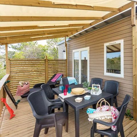 BUNGALOW 6 personnes - Mobil-home | Premium | 3 Ch. | 6 Pers. | Terrasse surélevée | 1 SDB | Clim.