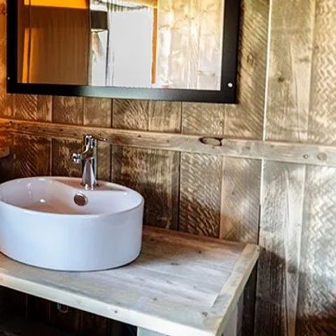 TENTE TOILE ET BOIS 6 personnes - Tente Safari Lodge | 3 Ch. | 6 Pers. | 1 SDB | Clim.
