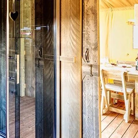 TENTE TOILE ET BOIS 6 personnes - Tente Safari Lodge | 3 Ch. | 6 Pers. | 1 SDB | Clim.