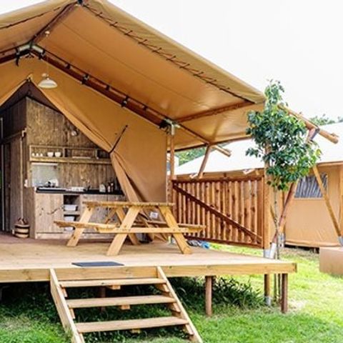 TENTE TOILE ET BOIS 6 personnes - Tente Safari Lodge | 3 Ch. | 6 Pers. | 1 SDB | Clim.