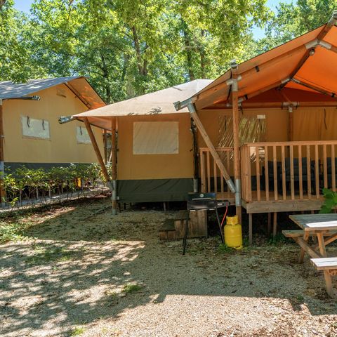 TENTE 6 personnes - Tente Safari Lodge | 3 Ch. | 6 Pers. | Terrasse surélevée | 1 SDB | Clim.
