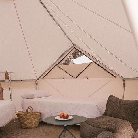 Tente en toile et en bois 2 personnes - Bell Tent Plus