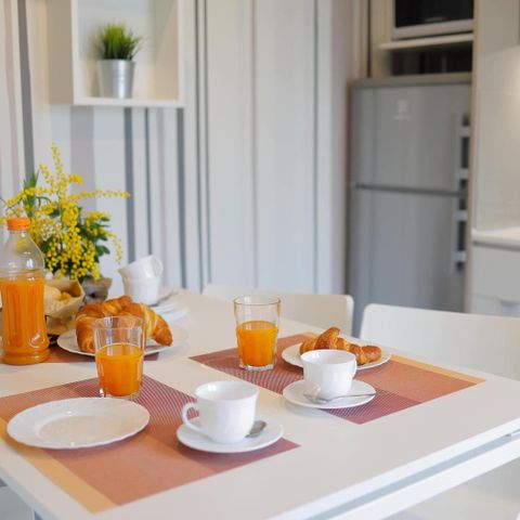 MOBILHOME 5 personnes - hu Stay Premium	Chalet Superior