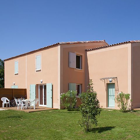 MAISON 6 personnes