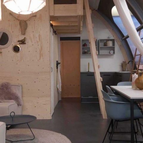 HÉBERGEMENT INSOLITE 6 personnes - Grand chêne