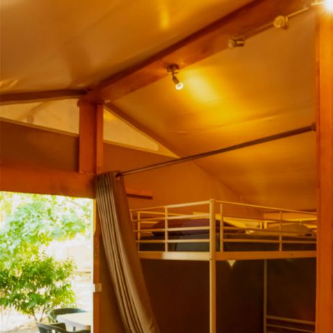 Tente en toile et en bois 6 personnes - Bungalow toilé 6p