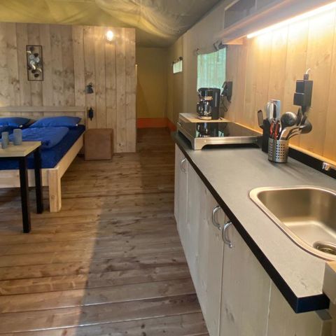 TENTE TOILE ET BOIS 2 personnes - Tente Safari de luxe avec sanitaires (MIVA)