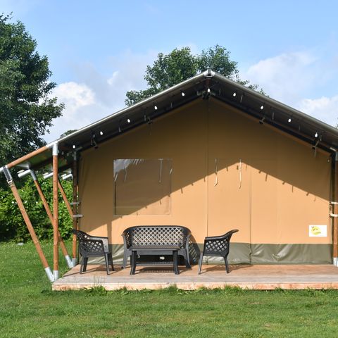 TENTE TOILE ET BOIS 6 personnes - y compris les toilettes