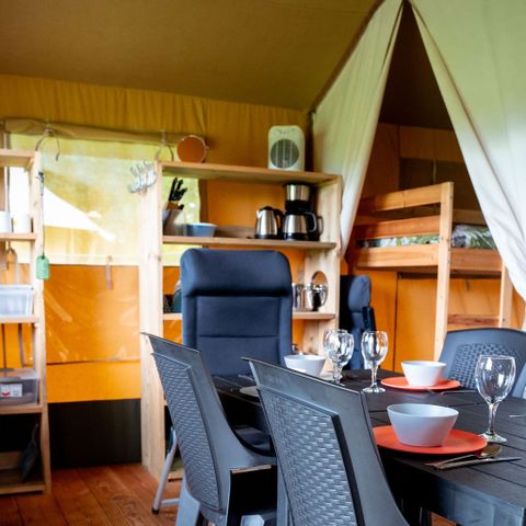 TENTE TOILE ET BOIS 6 personnes - y compris les toilettes