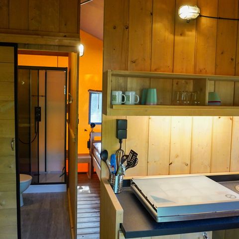 TENTE TOILE ET BOIS 5 personnes - y compris les installations sanitaires au bord du lac