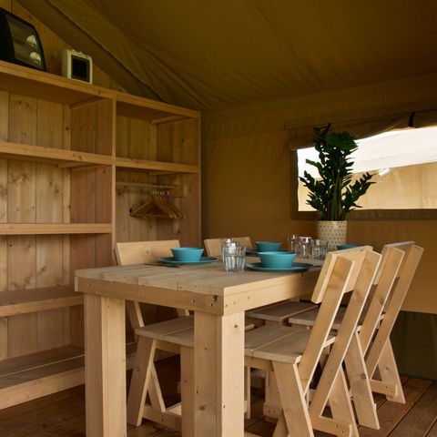 TENTE TOILE ET BOIS 5 personnes - y compris les installations sanitaires