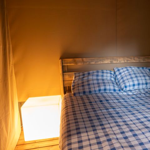 Tente en toile et en bois 6 personnes - y compris les toilettes