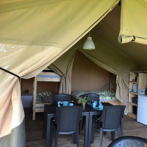 TENTE TOILE ET BOIS 6 personnes