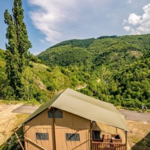 Tente en toile et en bois 6 personnes - Lodgetent avec salle de bain + WC