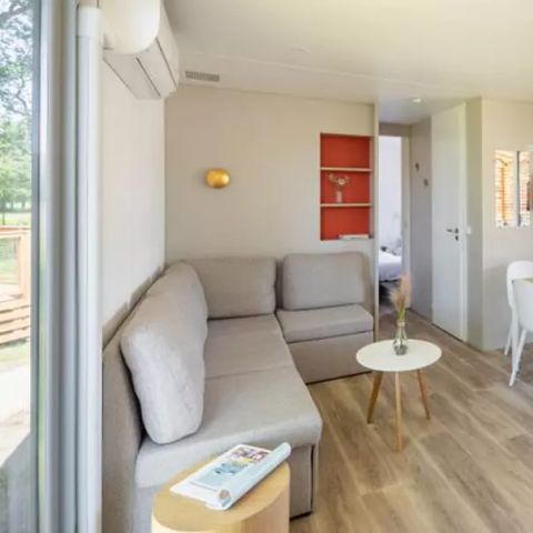 MOBILHOME 7 personnes - Mobil-home | Ultimate Plus | 3 Ch. | 6/8 Pers. | Terrasse Lounge | 2 SDB | Clim. | TV | By Roan