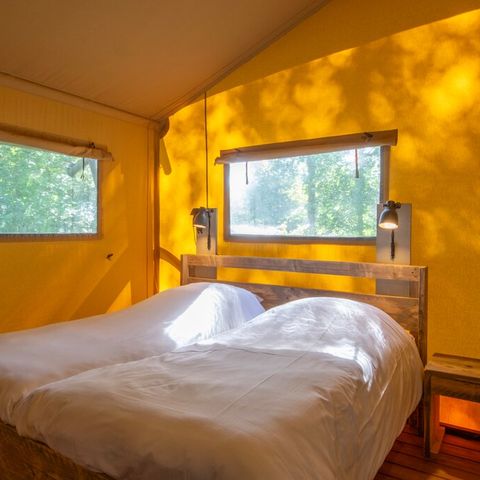 TENTE TOILE ET BOIS 6 personnes - 6B