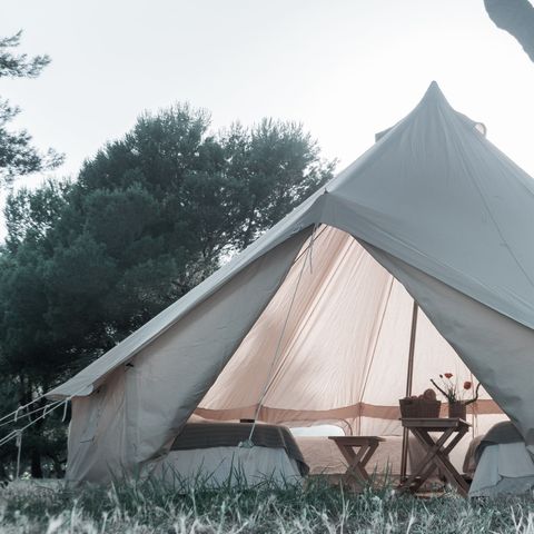 Tente en toile et en bois 2 personnes - Glamping