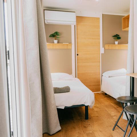 HÉBERGEMENT INSOLITE 4 personnes - Tiny House Pacifico