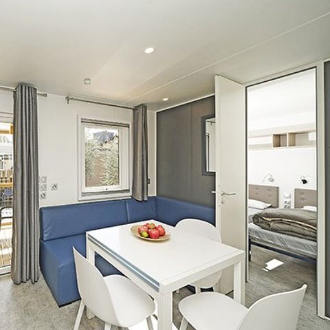 MOBILHOME 6 personnes - Premium | 3 Ch. | 6 Pers. | Terrasse surélevée | 2 SDB | Clim. | TV